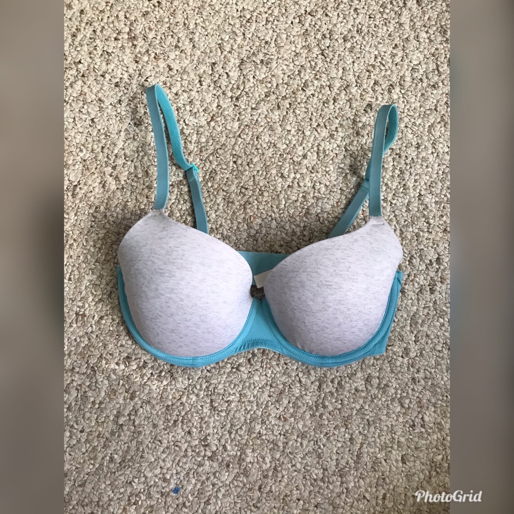 PINK lightly lined, wear everywhere T-shirt bra
